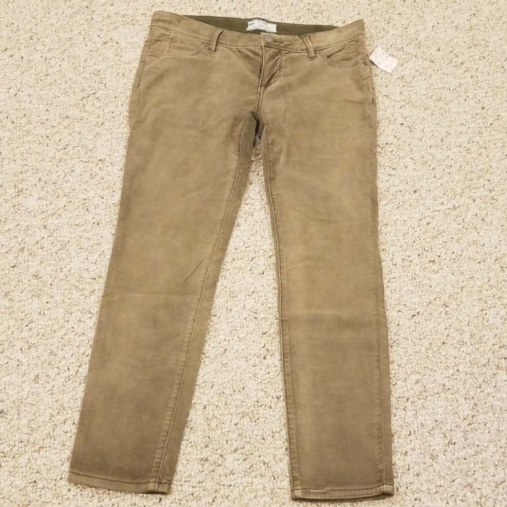 NWT! Free People Size 26 Olive Corduroy Pants